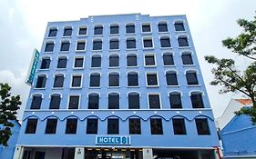 Hotel 81 Palace